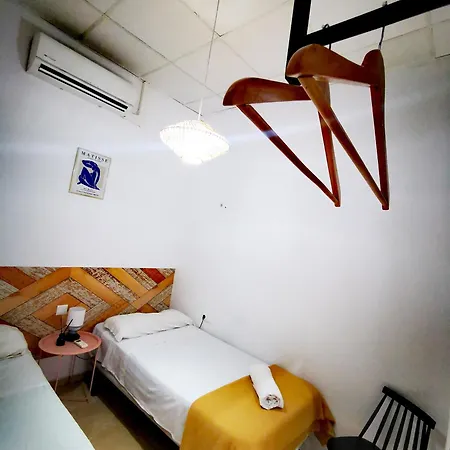 Ostello Feel Center