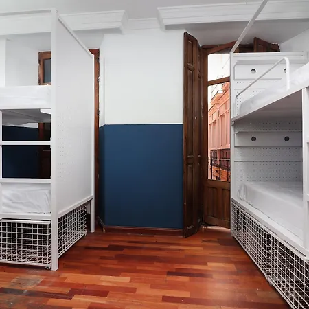 Albergue Feel Center